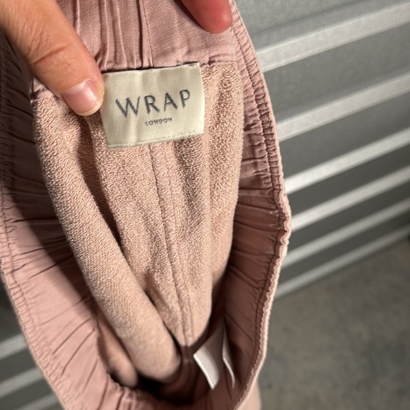 Wrap London Blush Pink Cargo Shorts, Size 12 - Picture 5 of 6